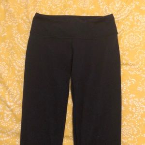 Black lululemon leggings